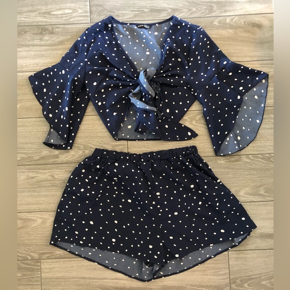 Shein|Satin Navy polka dot two piece SET, shorts & crop top•••Self tie crop top - Picture 3 of 15